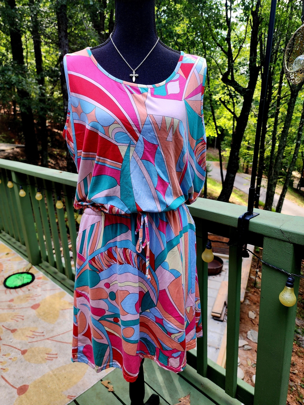 Colorful Abstract Print Sleeveless Dress - Pink & Teal